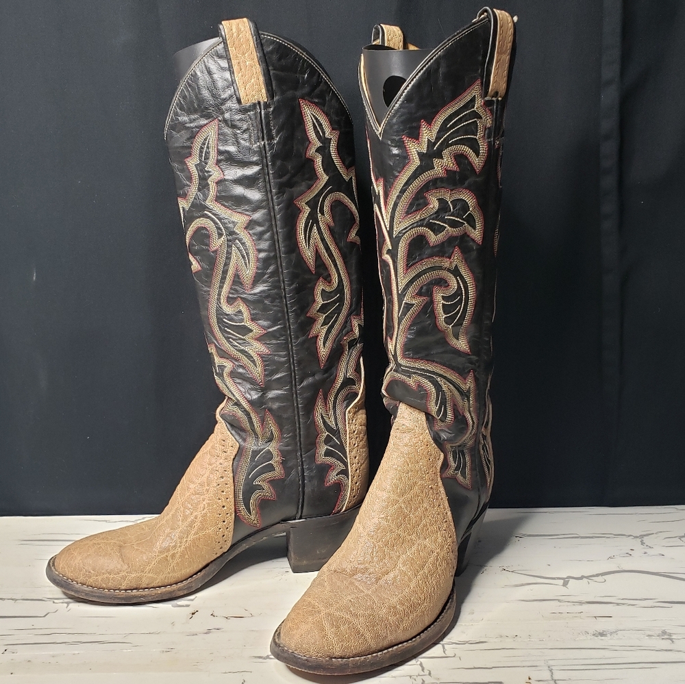 Larry Mahan Elephant Skin Cowboy Boots in Women's size 6 B or Youth 4.5 B
